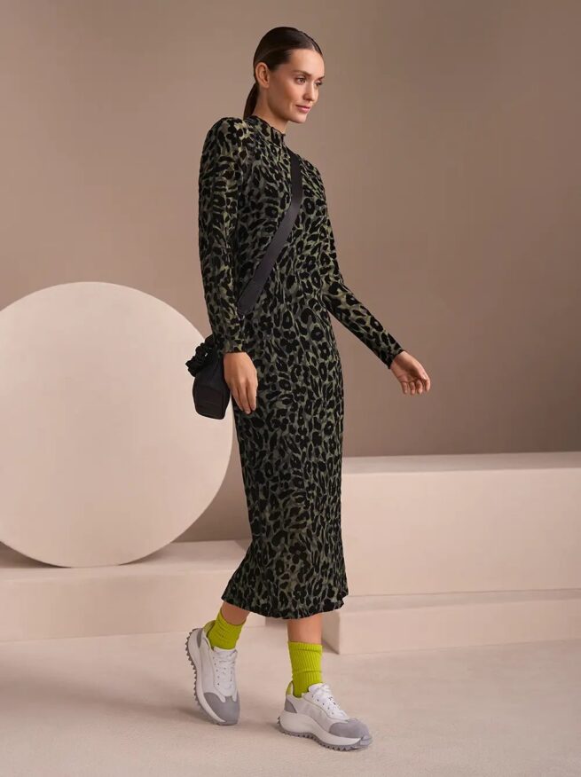 Marc Cain Sports Mascotte Mode Najaar - Winter 2025 Look 15