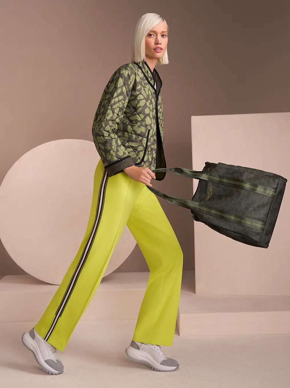 Marc Cain Sport Mascotte Mode Najaar - Winter 2025 Look 18