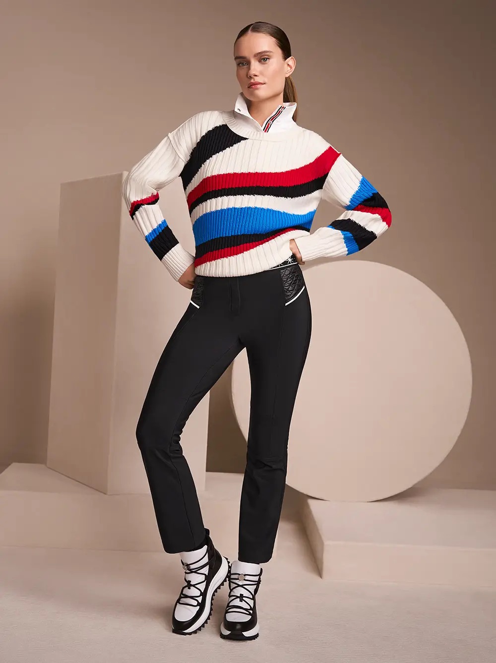 Marc Cain Sports Mascotte Mode Najaar - Winter 2025 Look 23